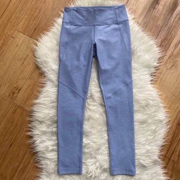 Outdoor Voices 3/4 Warmup Leggings in Lilac XS - Picture 4 of 7